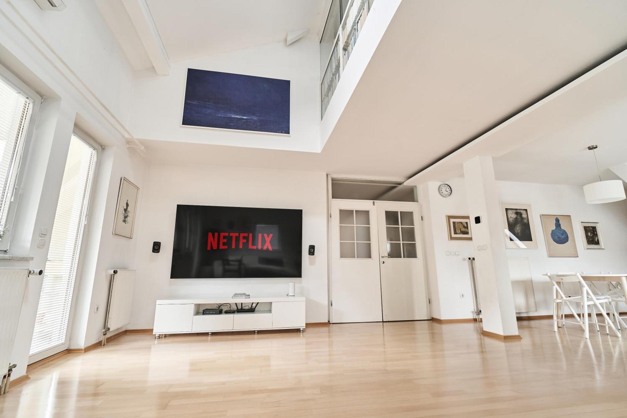 Matic Spacious Modern Apartment *